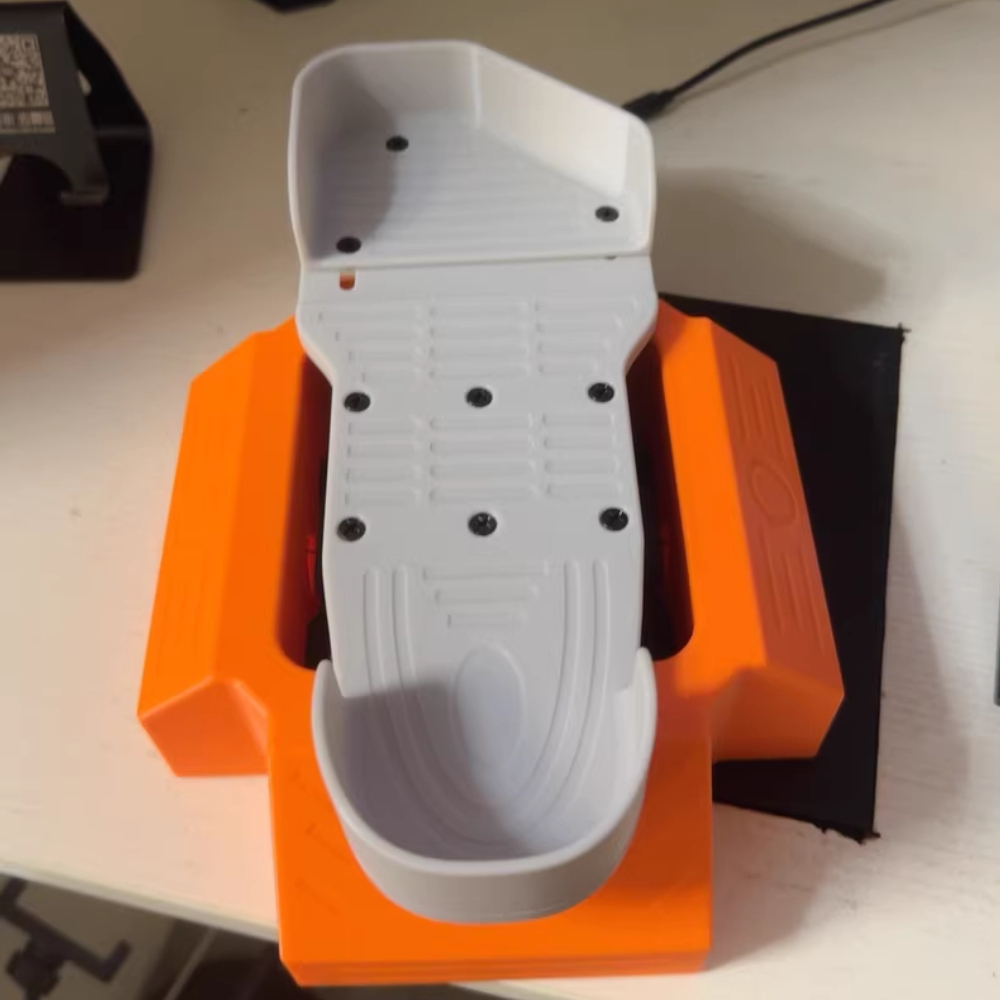 لوحة مفاتيح للألعاب بدواسة قدم - مراجعة Usb Foot Pedal Gaming وسعره