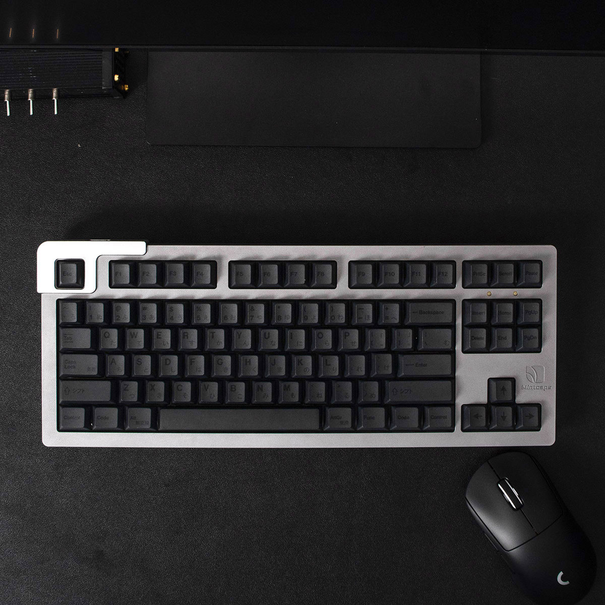144 مفتاحًا من نوع GMK Dark Ke - مراجعة Stream Deck وسعره